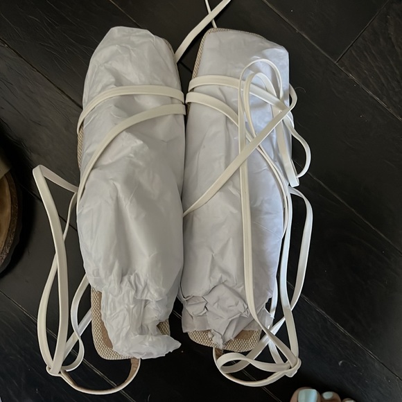 H&M strappy canvas heels - Picture 6 of 6